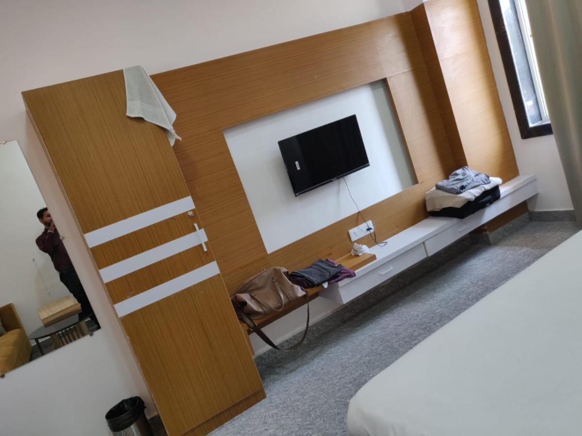 Hotel Virasat By Bookingcare Chhatarpur Zewnętrze zdjęcie