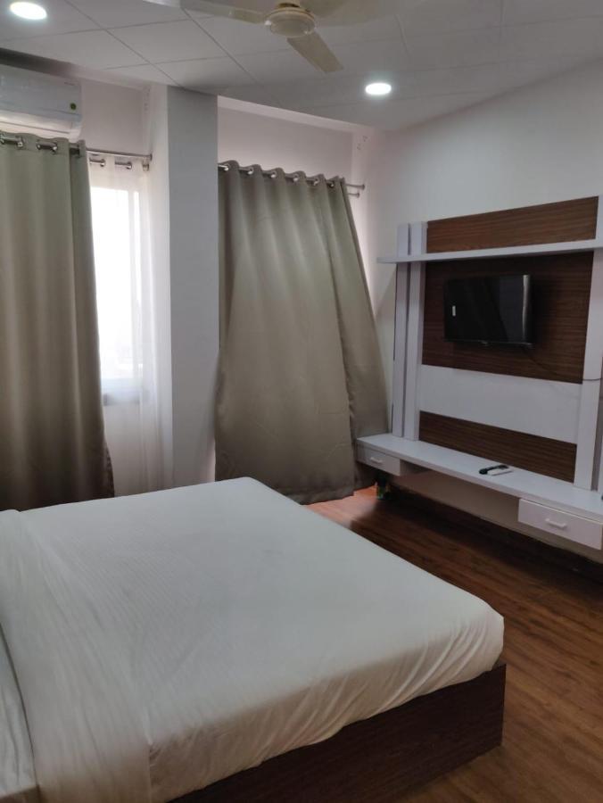 Hotel Virasat By Bookingcare Chhatarpur Zewnętrze zdjęcie